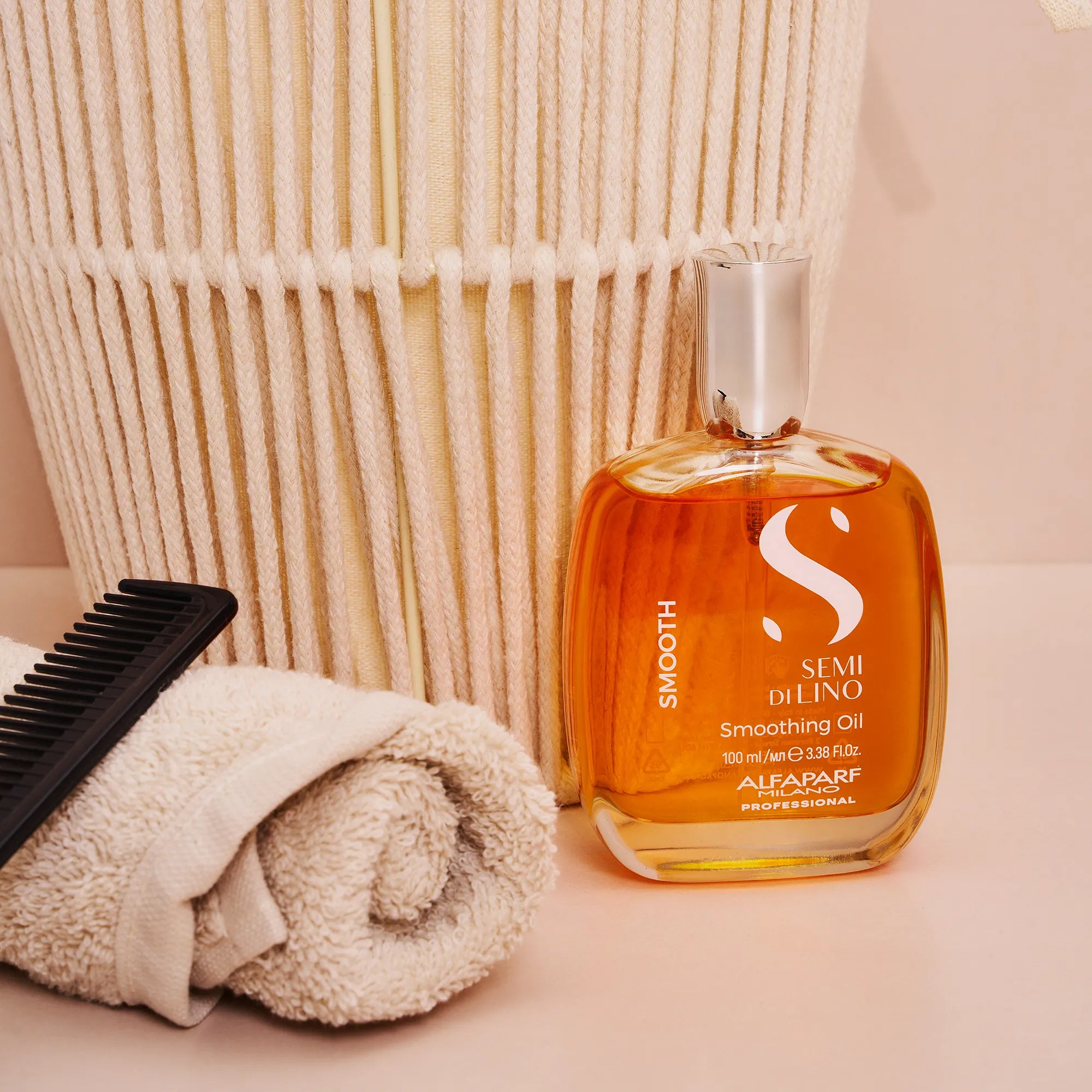 Semi Di Lino Smoothing Oil