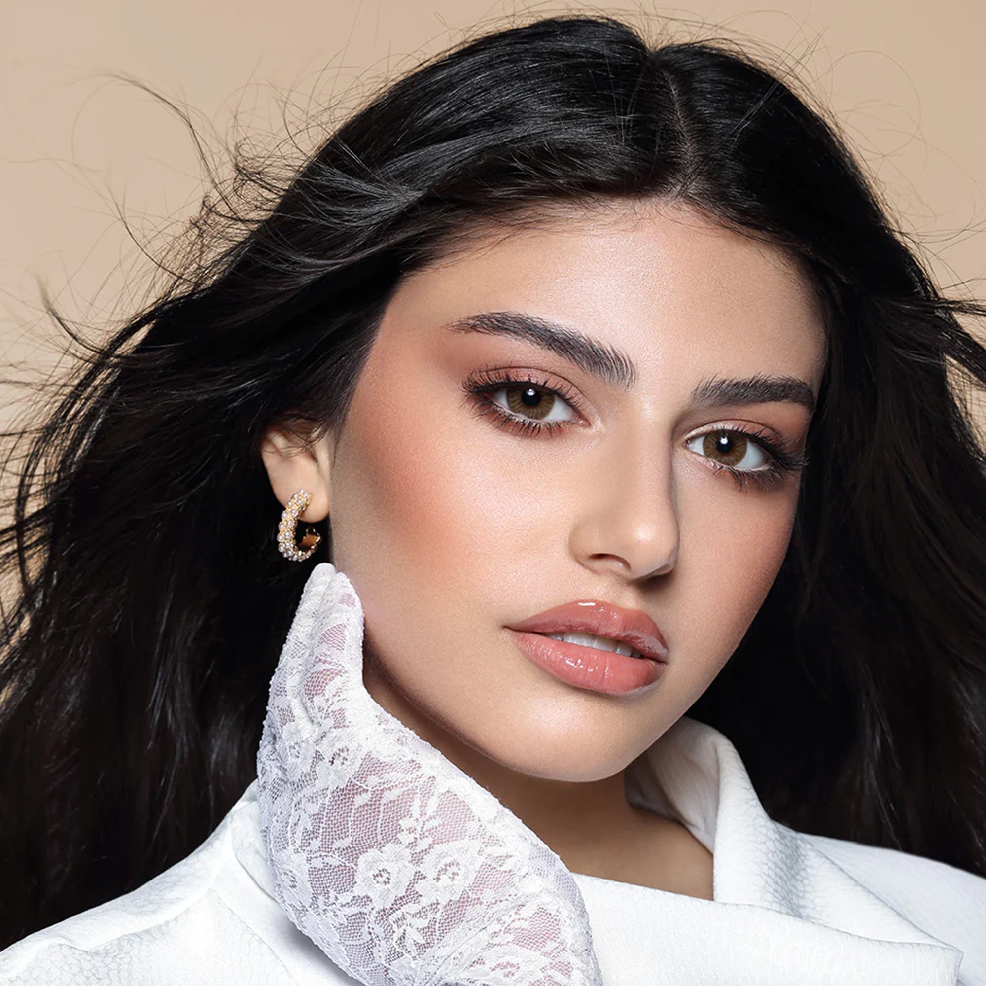 عدسات لاصقة كونتور ملونة