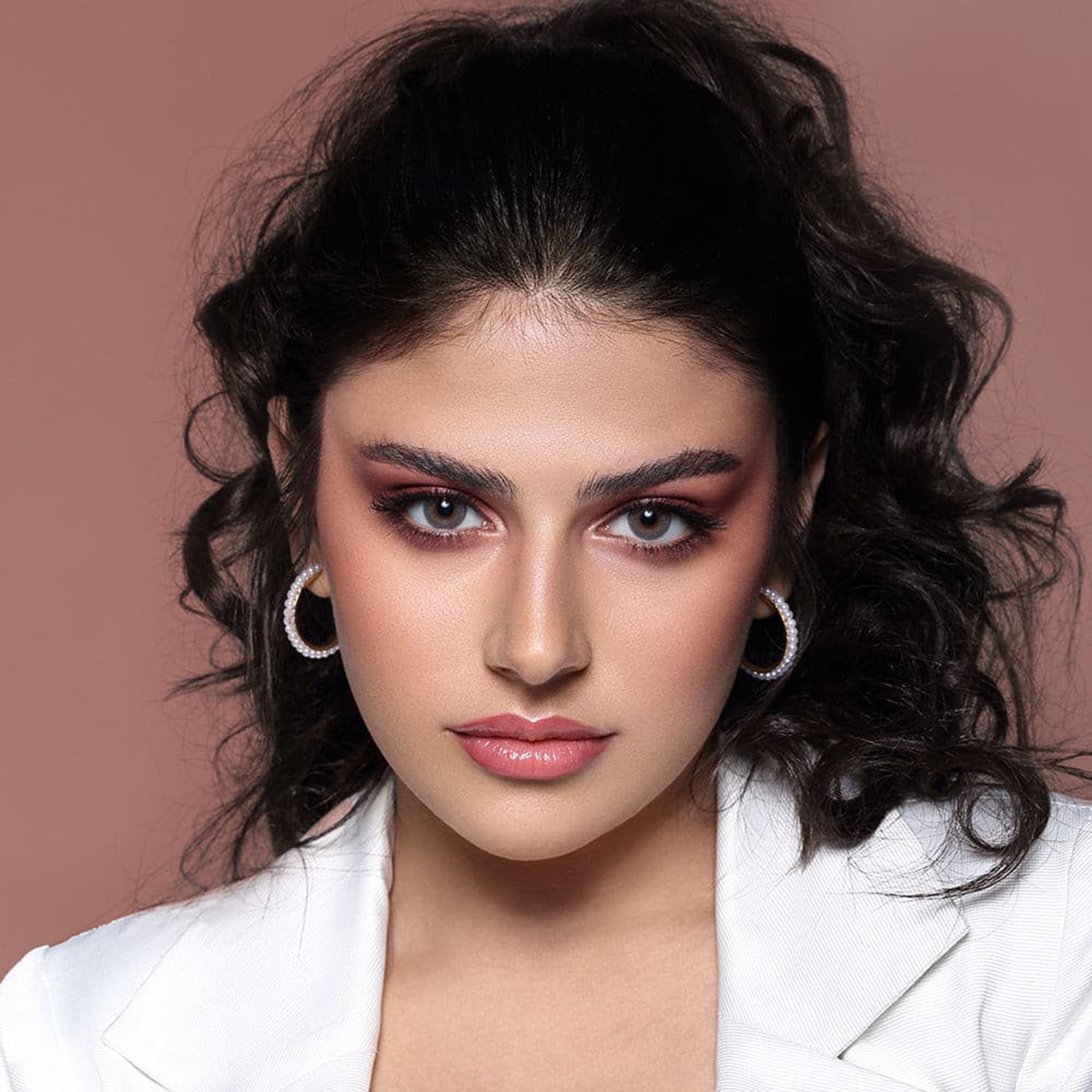 عدسات لاصقة كونتور ملونة