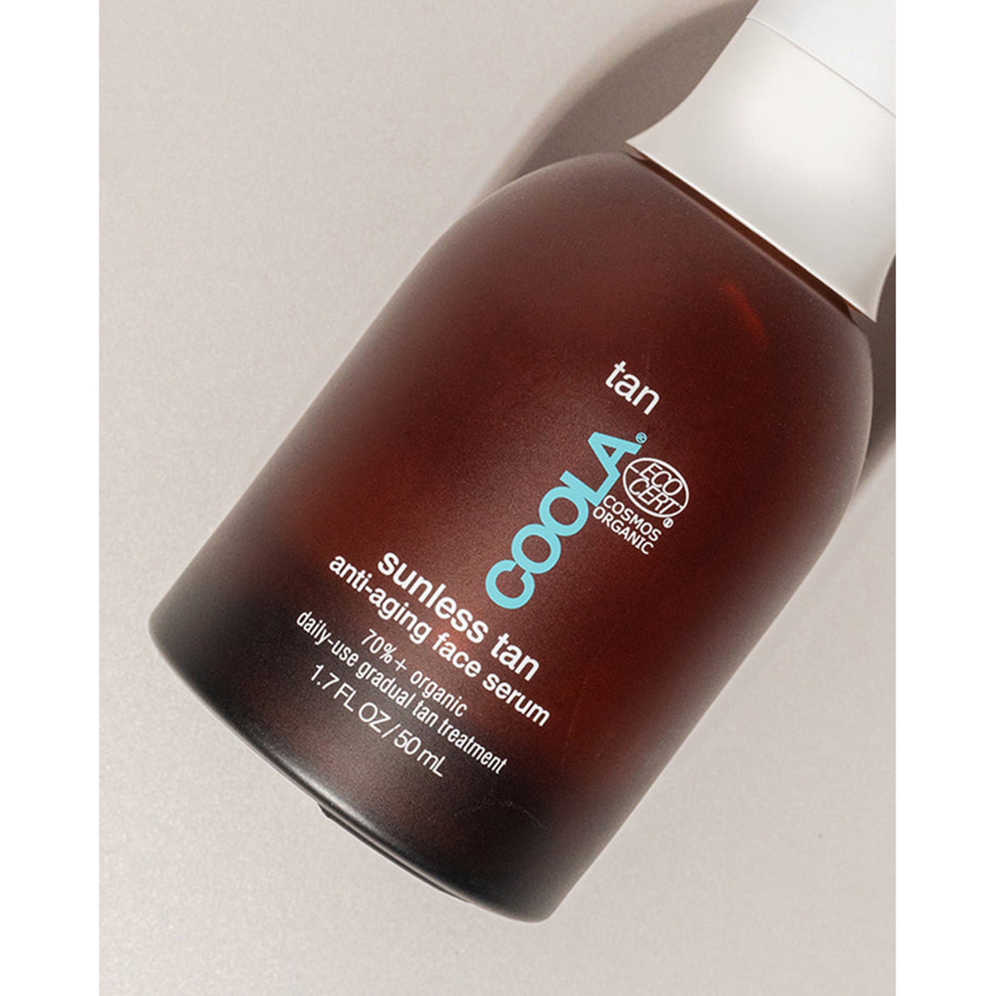 سيروم تسمير البشرة بدون الحاجة للشمس مقاوم لعلامات التقدم بالعمر