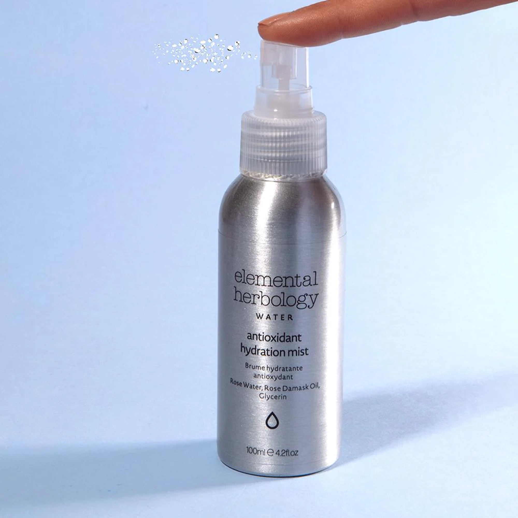 بخاخ الترطيب غني بمضادات الأكسدة