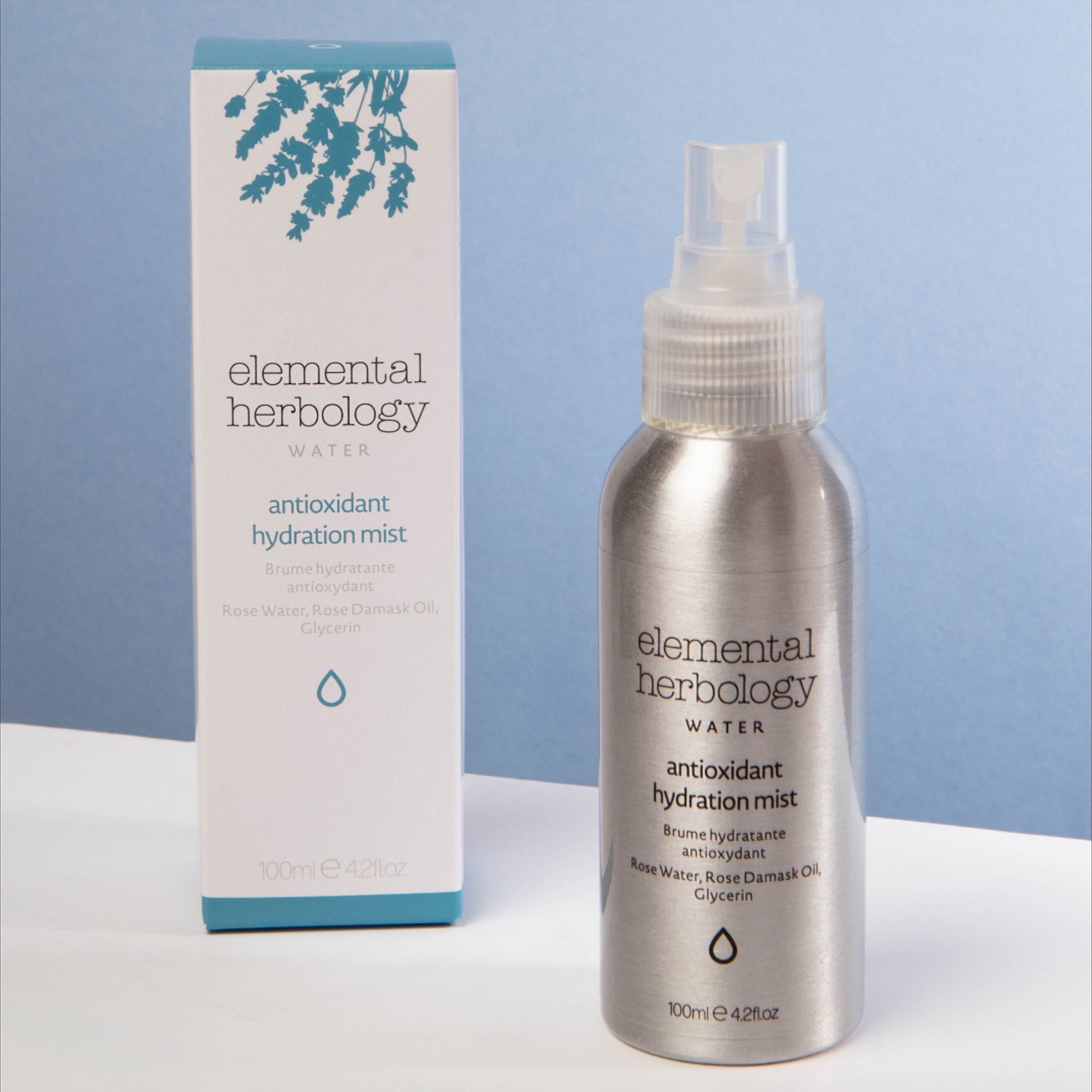 بخاخ الترطيب غني بمضادات الأكسدة