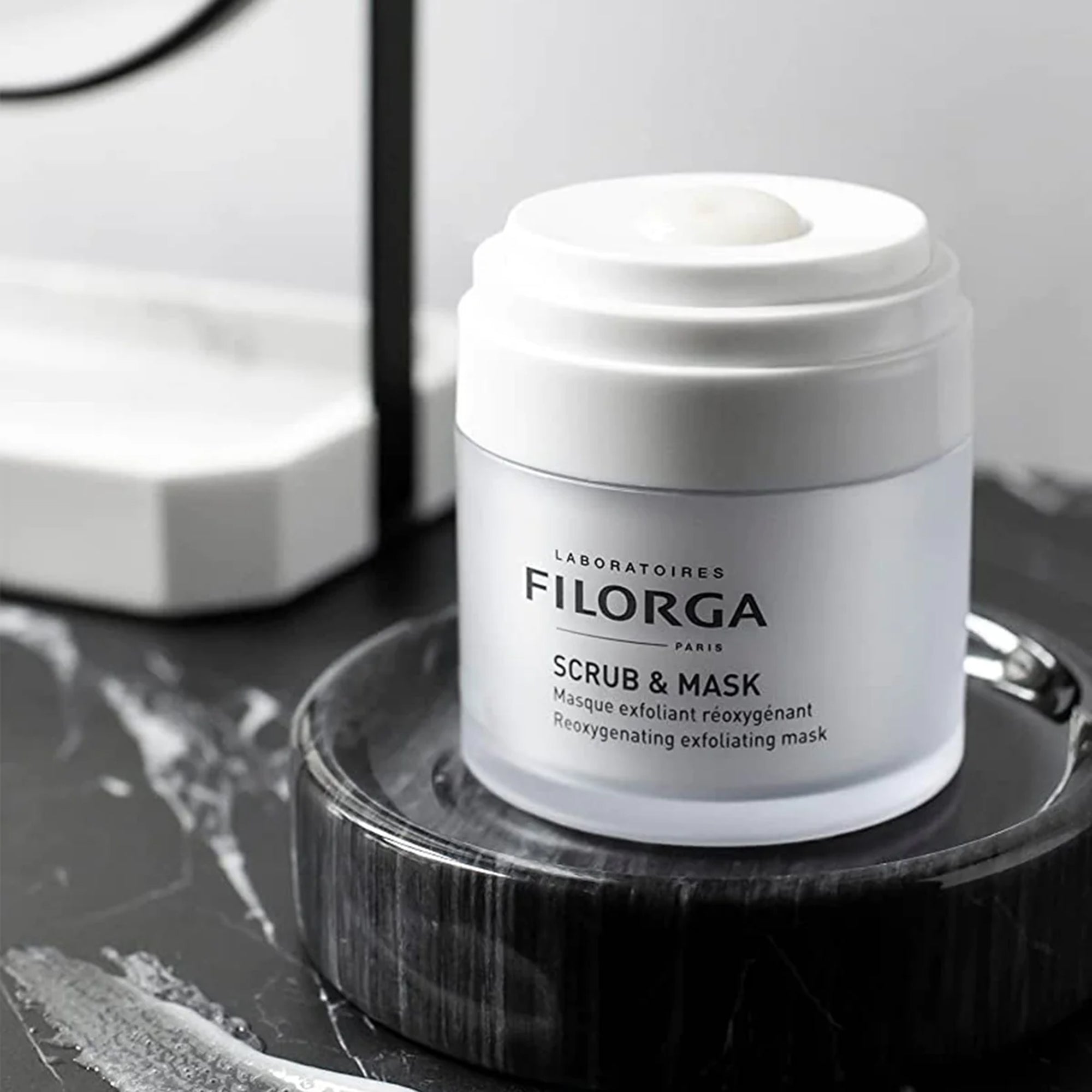 Scrub & Mask Reoxygenating Exfoliating Mask