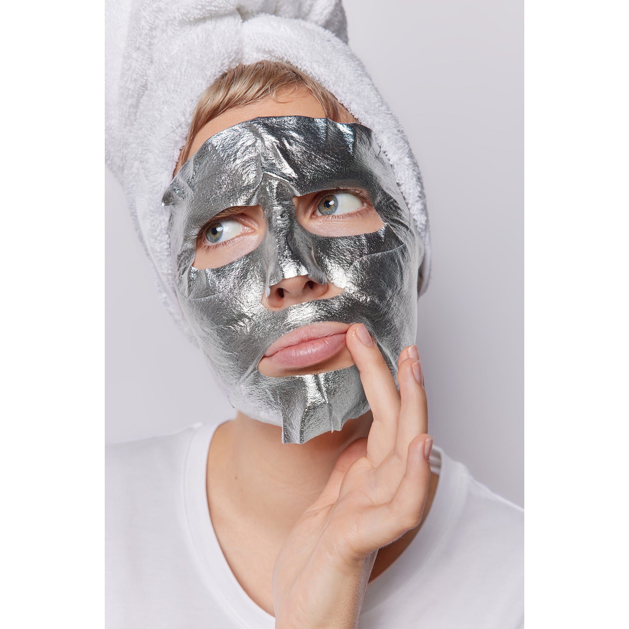 ماسك الفضة أبسولوت لاكجيري لشد البشرة