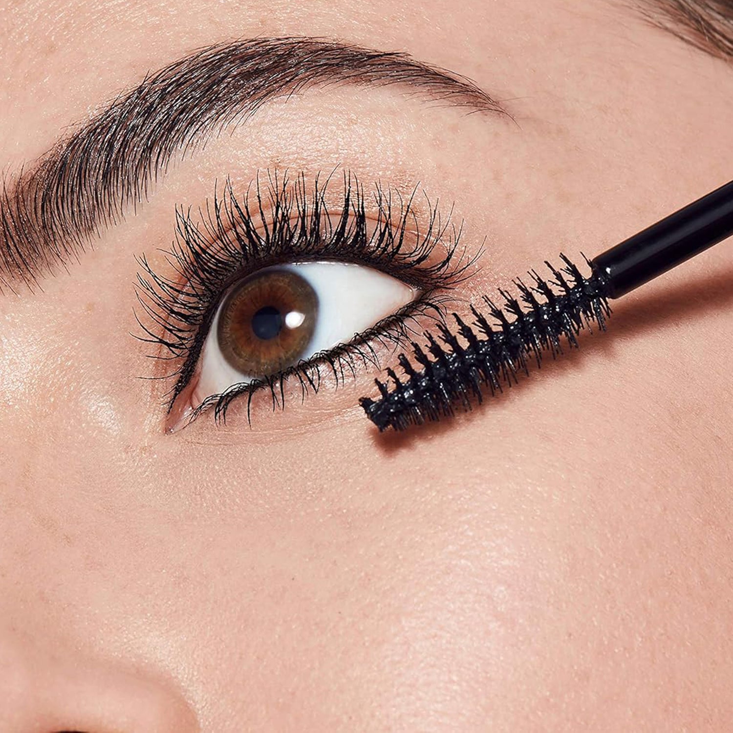 Volume Glamour Effect Push Up Mascara