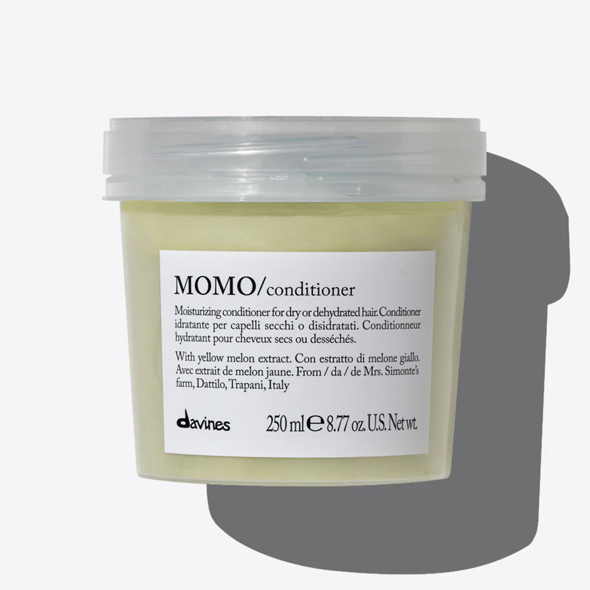 Essential Haircare Momo Lightweight Moisturizing Conditioner