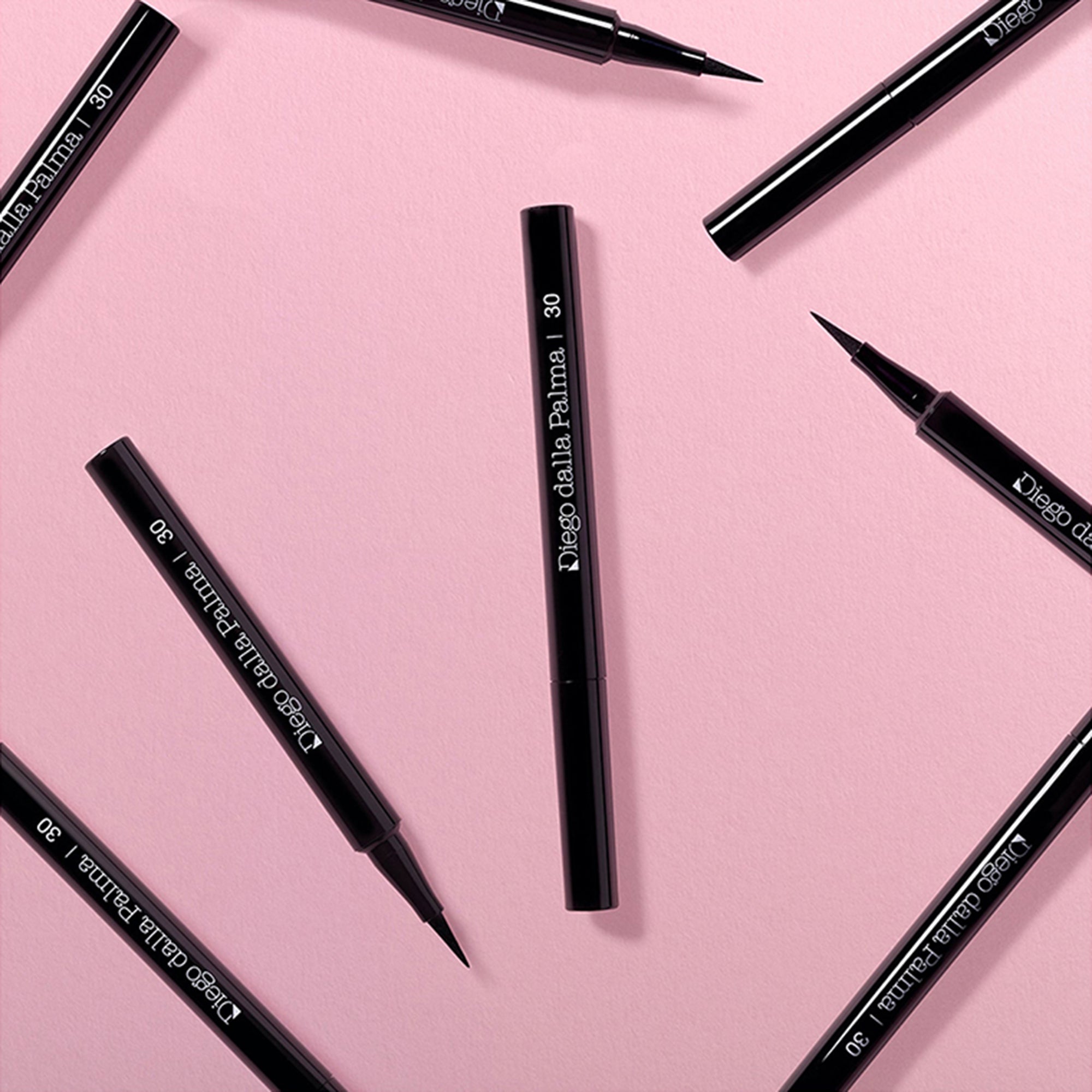 Makeupstudio Water Resistant Eyeliner