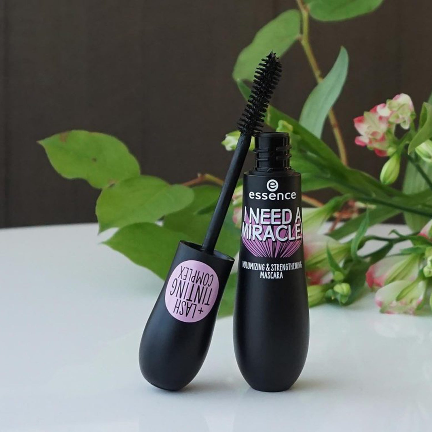 I Need A Miracle! Volumizing &amp; Strengthening Mascara