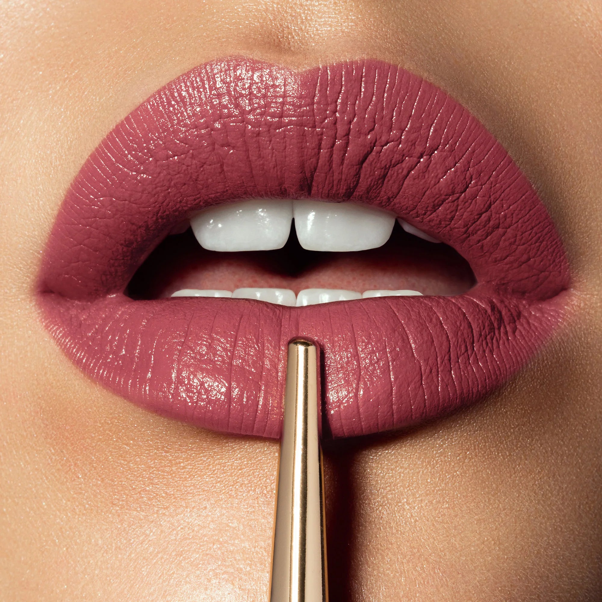 Confession™ Ultra Slim High Intensity Refillable Lipstick