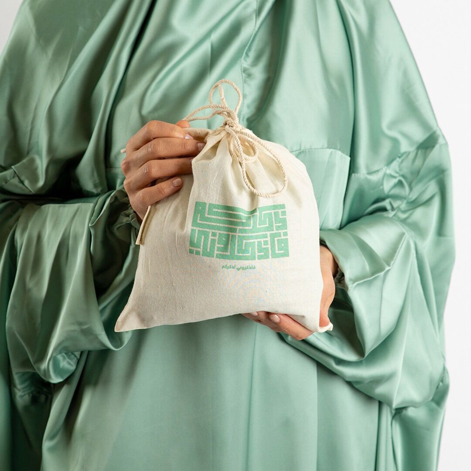 Mini Praying Bag with Thoub