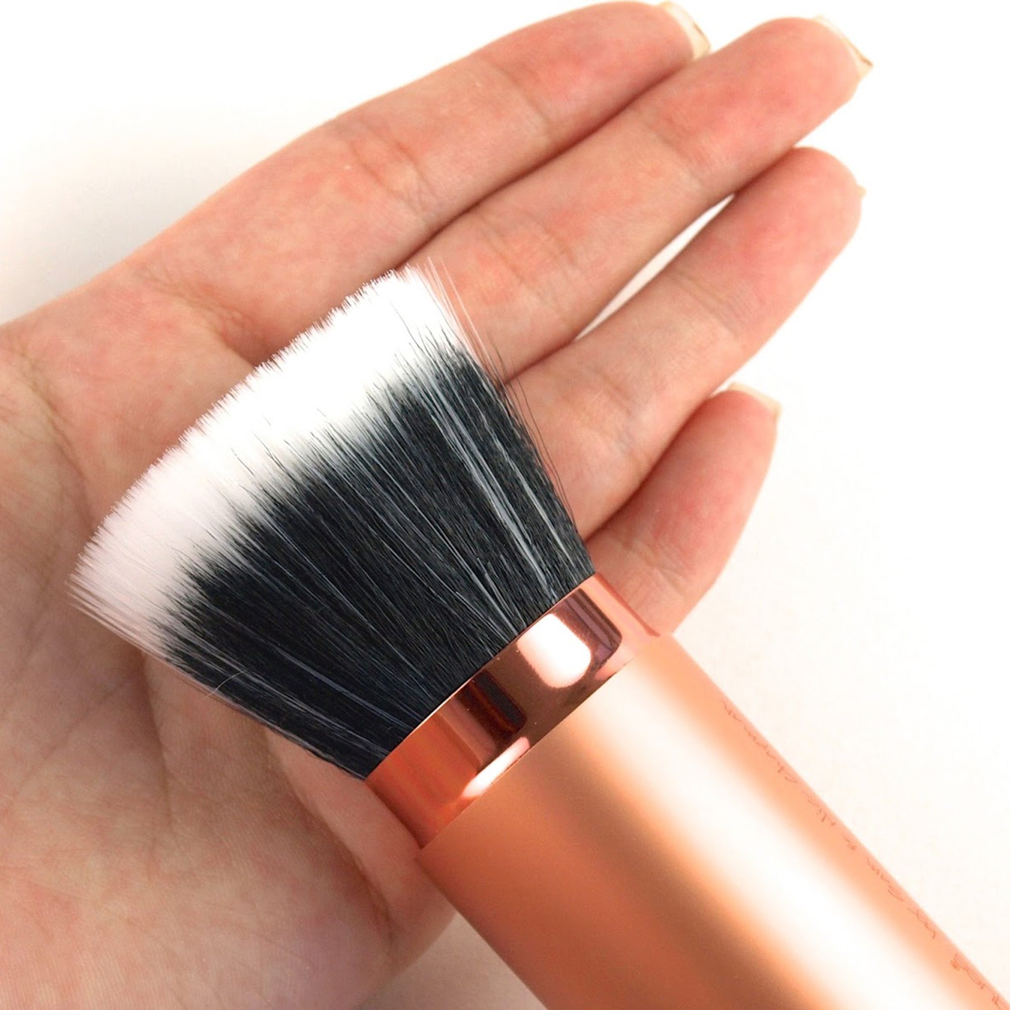 Retracable Bronzer Brush